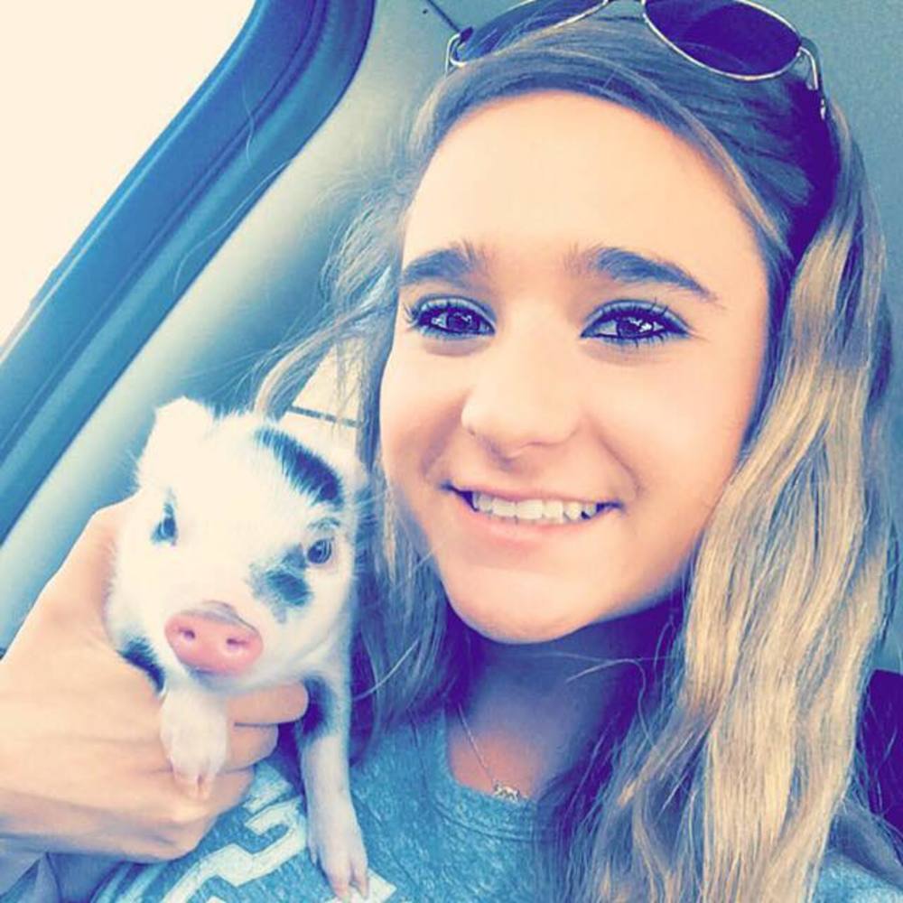 Meet your Posher, Hannah